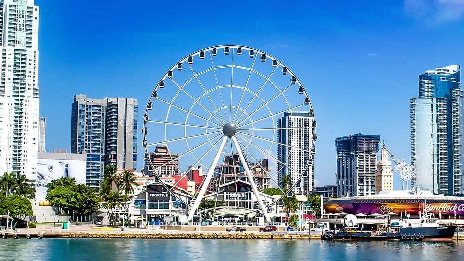 Skyviews Miami Ferris Wheel 