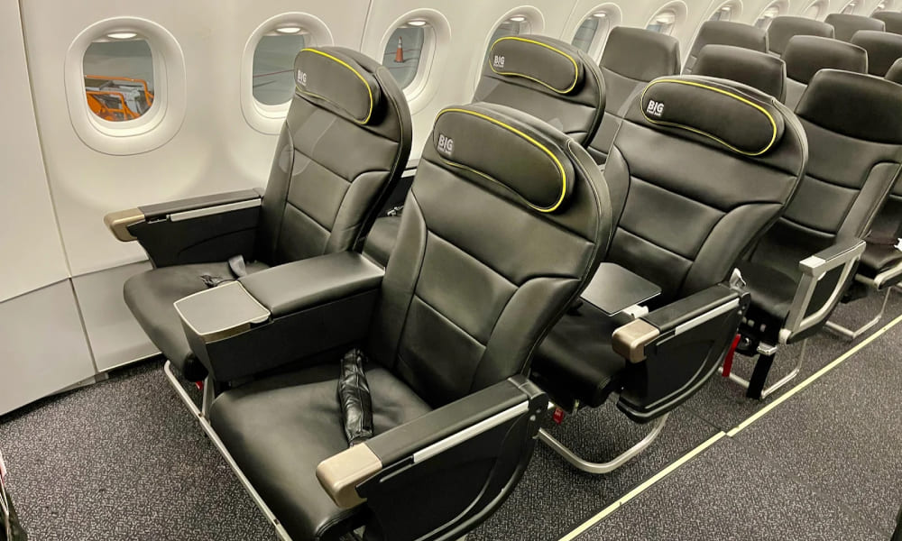 Spirit-Airlines-Big-Front-Seat